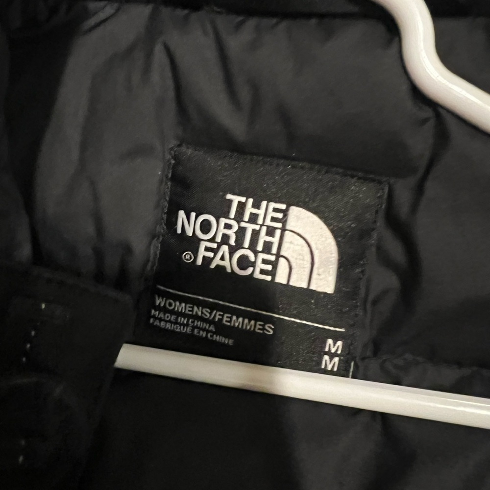 Medium Northface Jacket - image 2